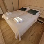 Resort Forrestia - Osada Turystyczna *